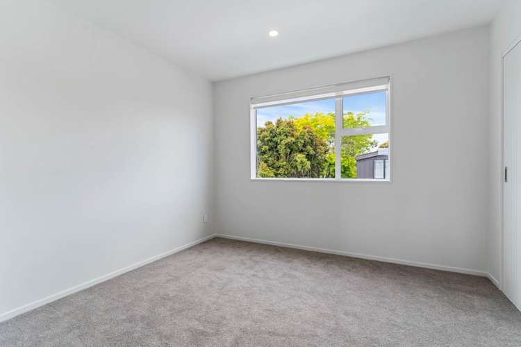 5/129 Lancaster Road Beach Haven_9