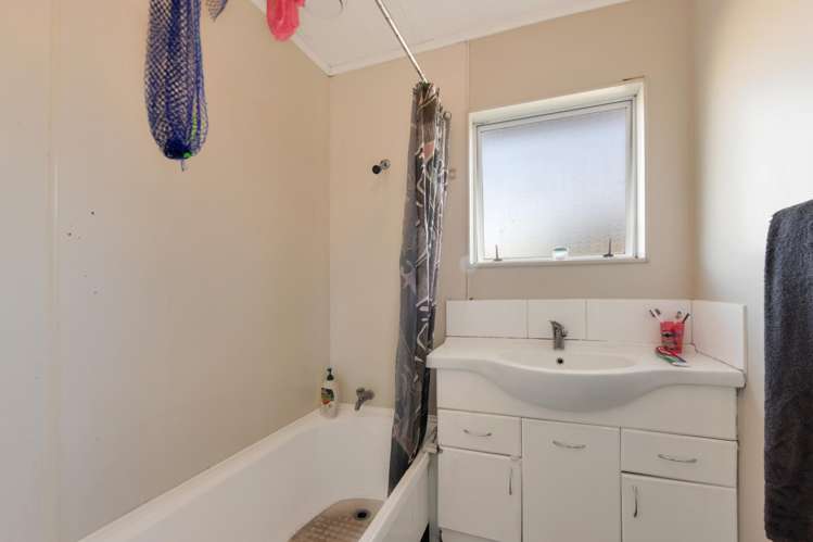 77B Toi Toi Street Toi Toi_8