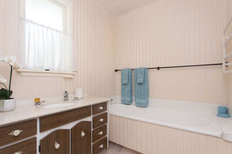 22 Guinness Crescent Ilam_13