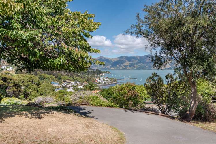 6 Settlers Hill Akaroa_4