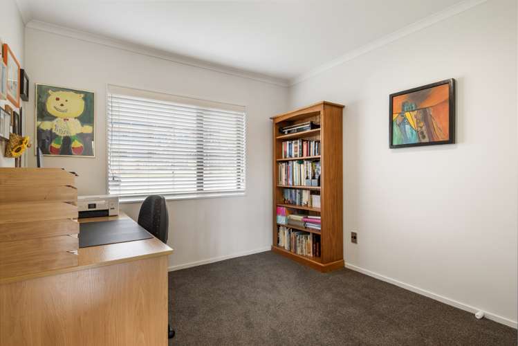 232 Hill Road The Gardens_22