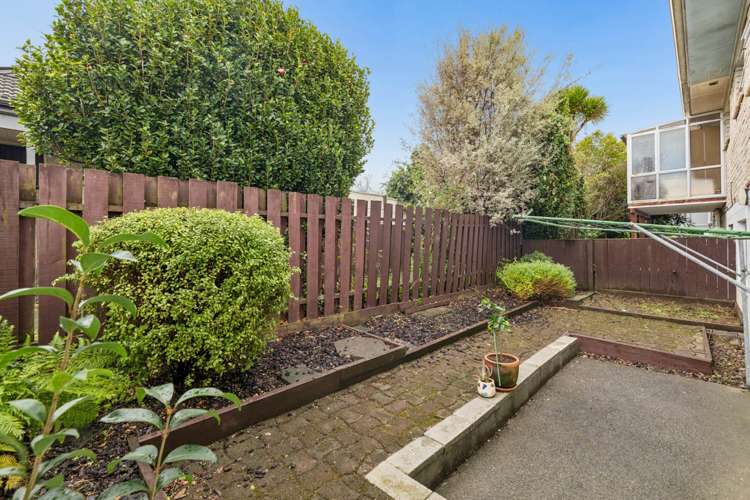 2/88 Tui Road Papatoetoe_6