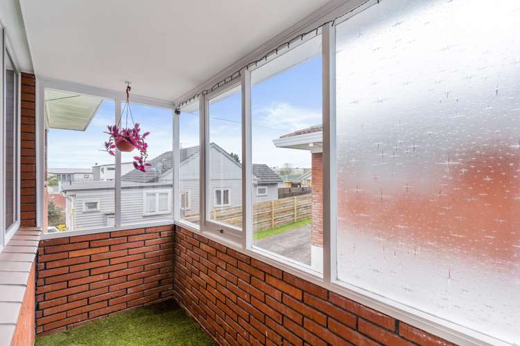 2/9 Duke Street Papakura_17