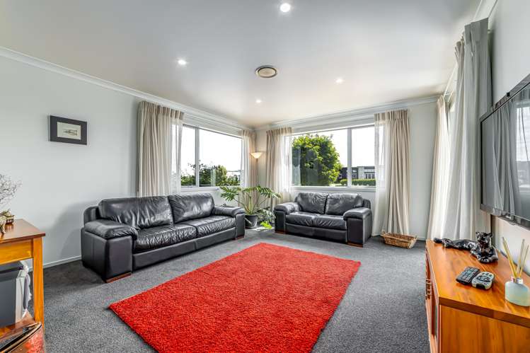 15 Alan Livingston Drive Cambridge_12