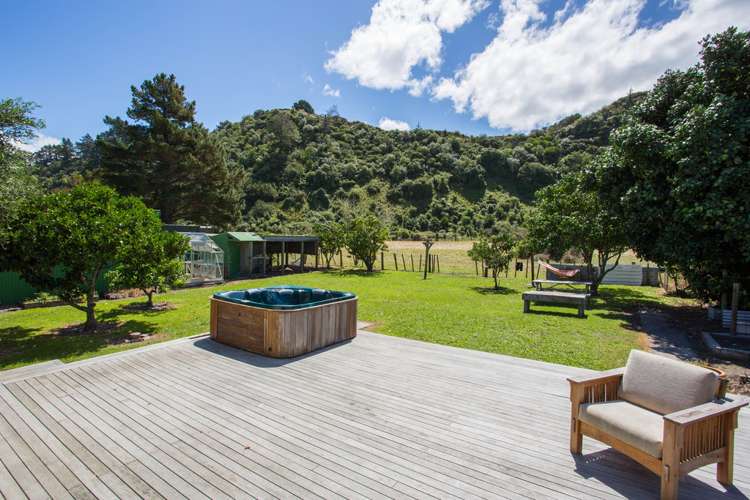 1 Forster Street Tolaga Bay_15