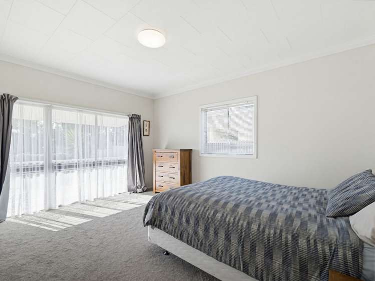 905 Ferguson Street Akina_8