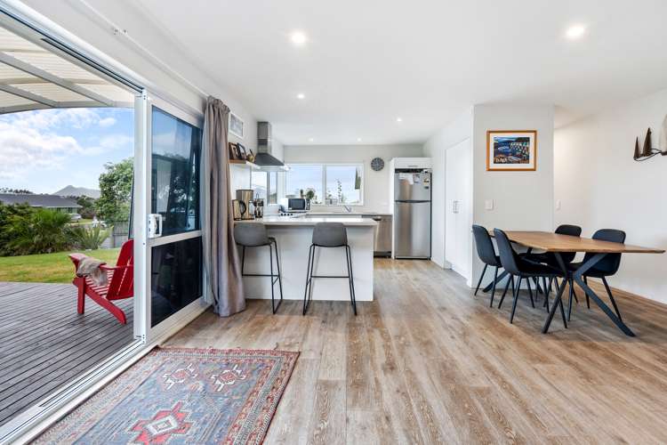 12 Dune Lake Place Ruakaka_6