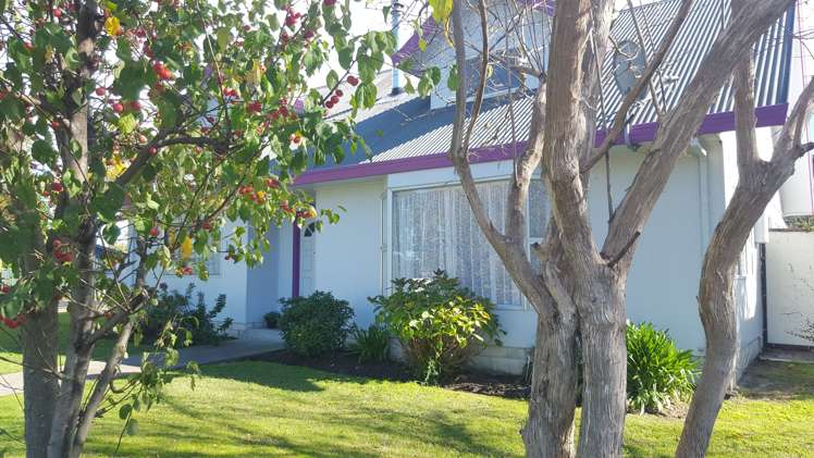 16 Atherfold Crescent Greenmeadows_25