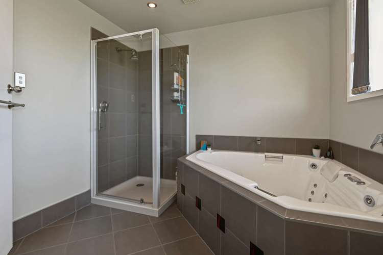 2 Mclean Terrace Waipukurau and Surrounds_17