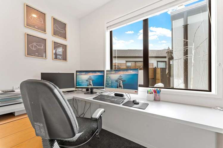 8 Matahae Crescent Milldale_17