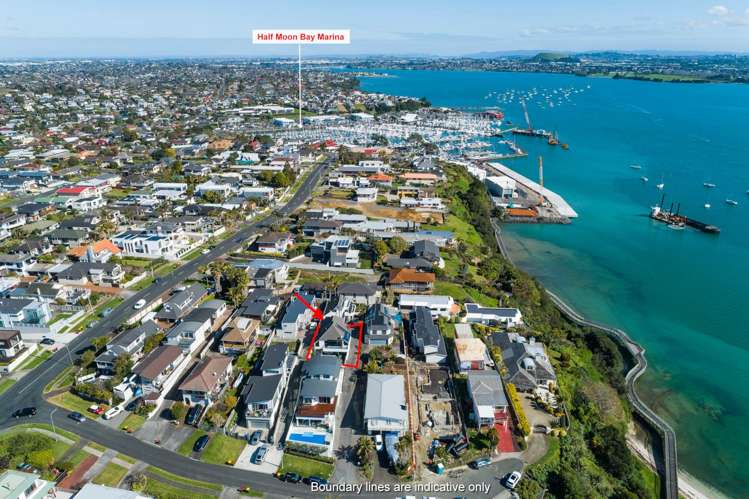 8b Te Akau Crescent Bucklands Beach_11