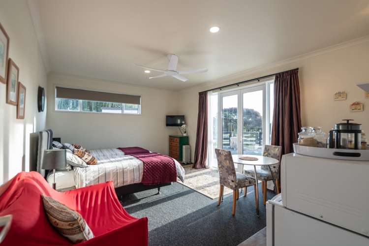 81 Racecourse Road Cambridge_23