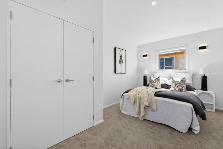 2/10 Windsor Place Mairangi Bay_19