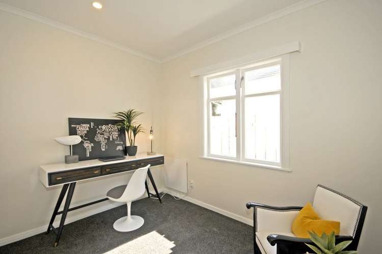 59 Kauri Street Miramar_13