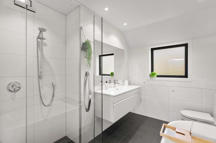 27c Falconer Rise Jacks Point_17