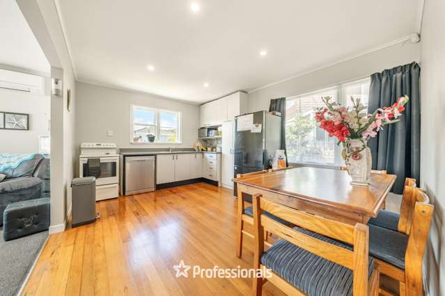 8 Harlow Grove Wainuiomata_1