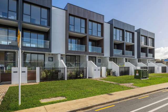 Contemporary Living at Central Northcote