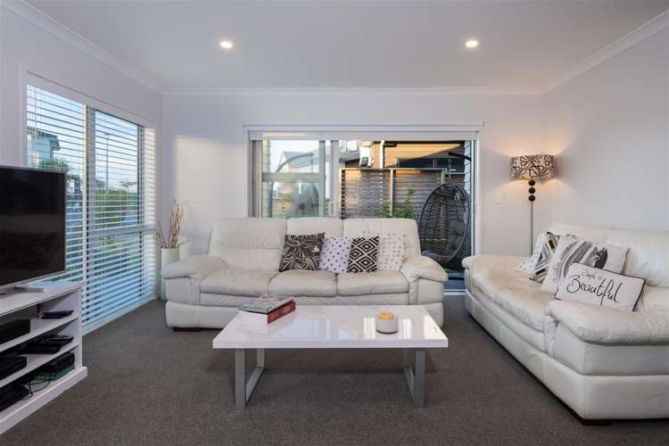 5 Eastreef Court Long Bay_9