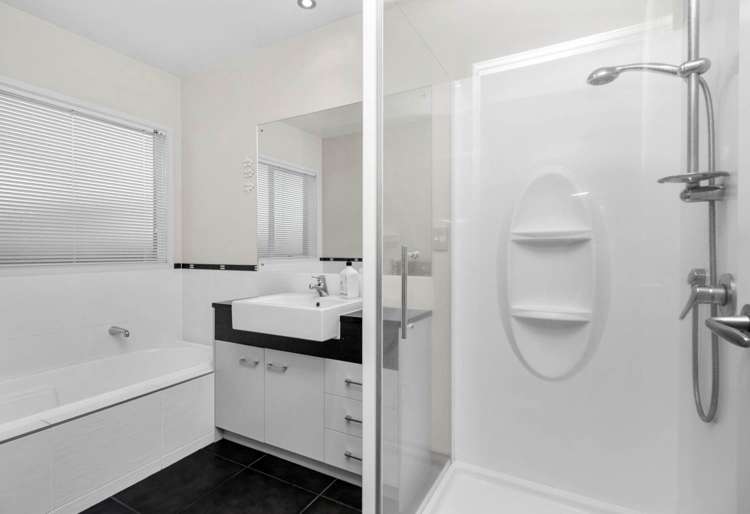 5 Fintry Place Flat Bush_11