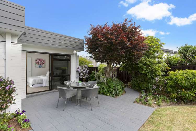 26 Kennedy Avenue Forrest Hill_13