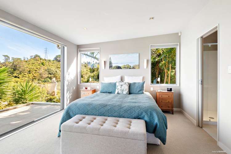 13 Hoskins Avenue Hillsborough_7