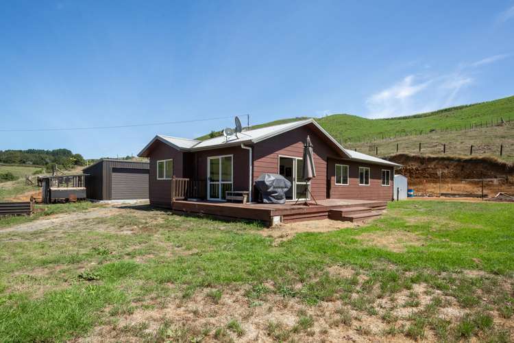 98 Pekanui Road Puketotara_12