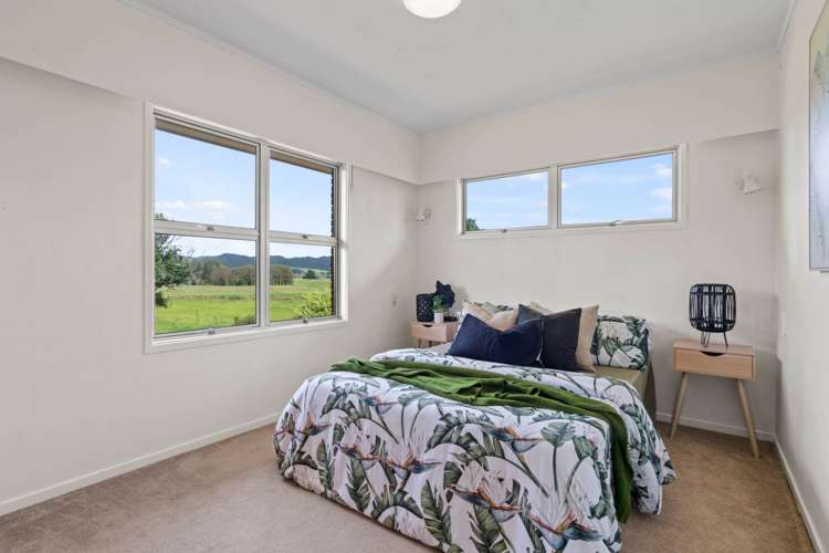 28 Pyle Road West One Tree Point_18