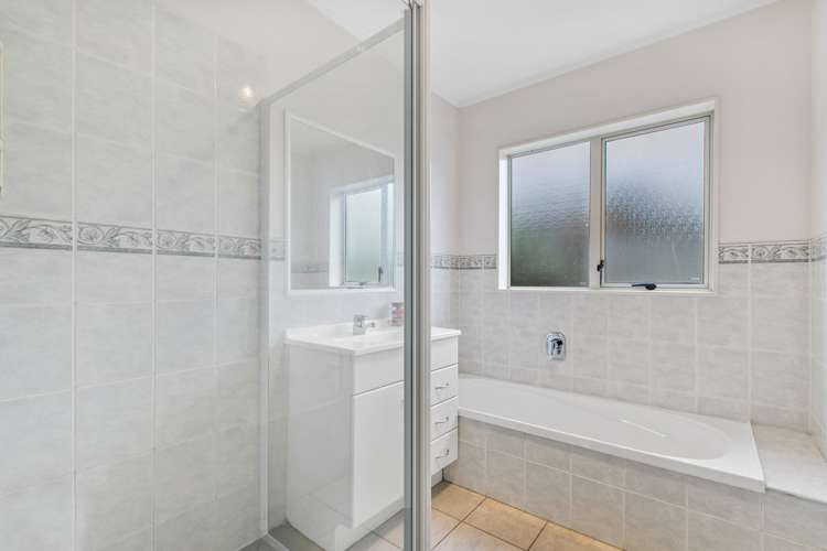 2 Edinburgh Avenue Rosehill_6