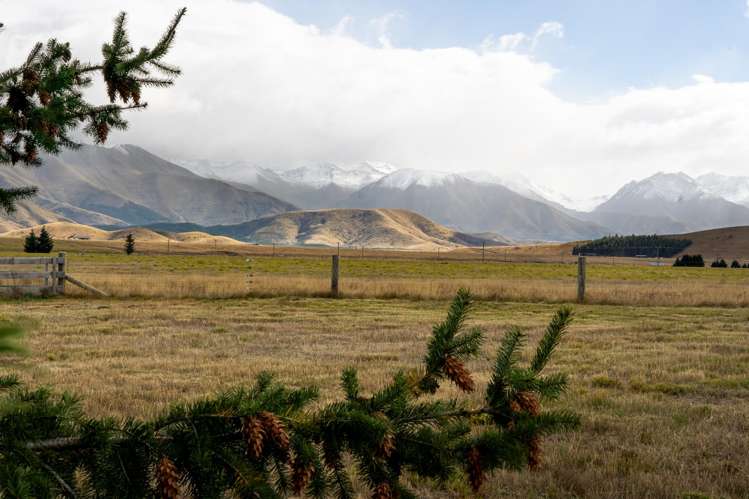 88 The Drive Twizel_7