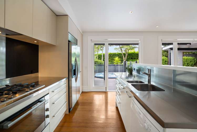 39 Esplanade Road Mount Eden_11