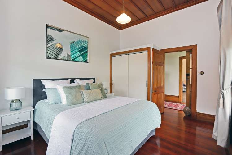 408 Park Road South Akina_8