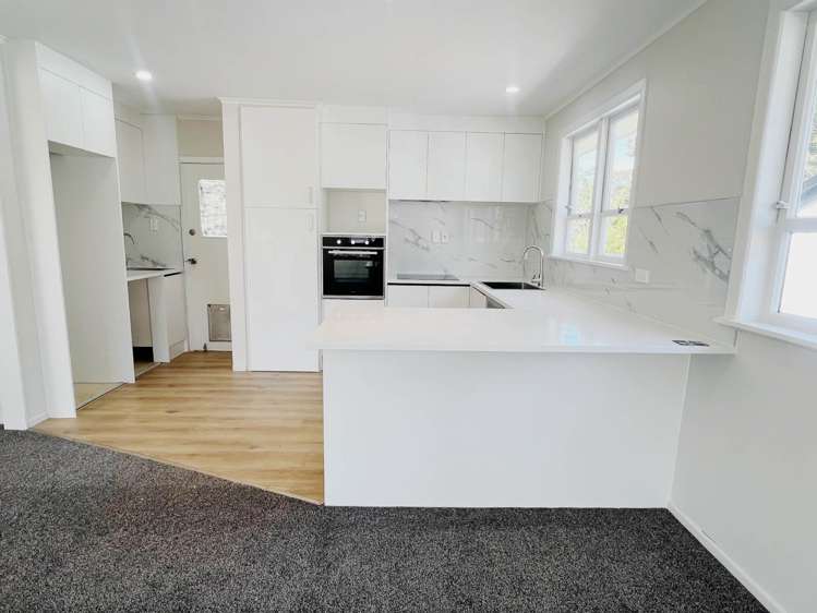 65 Woodside Road Massey_4