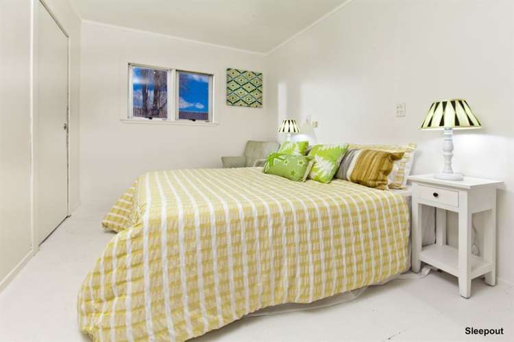 10 Cobham Crescent Kelston_16