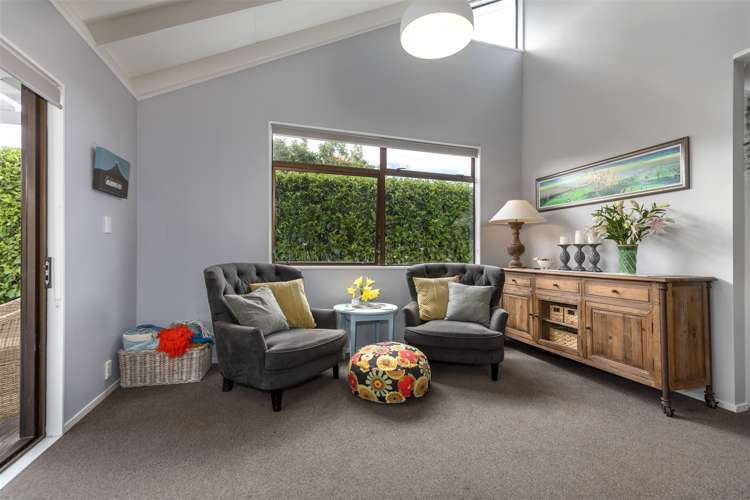 1/25a Beach Road Te Atatu Peninsula_6