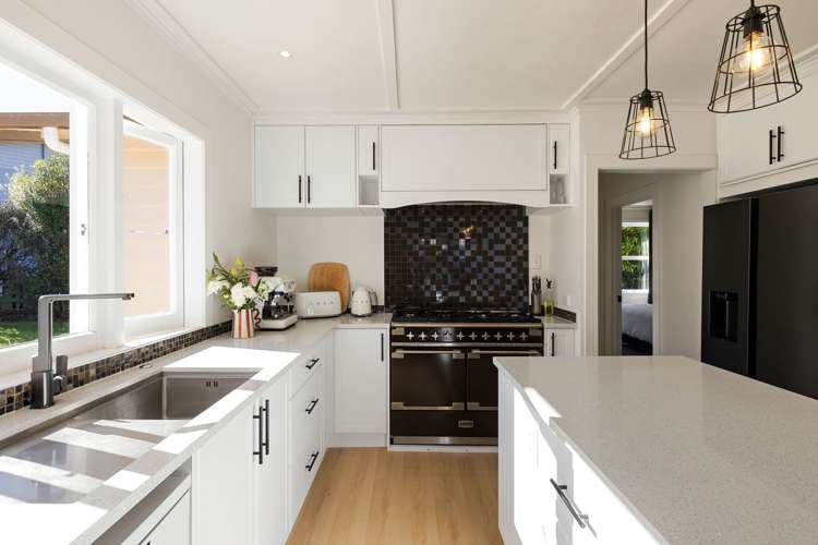 61 Mountain View Drive_0