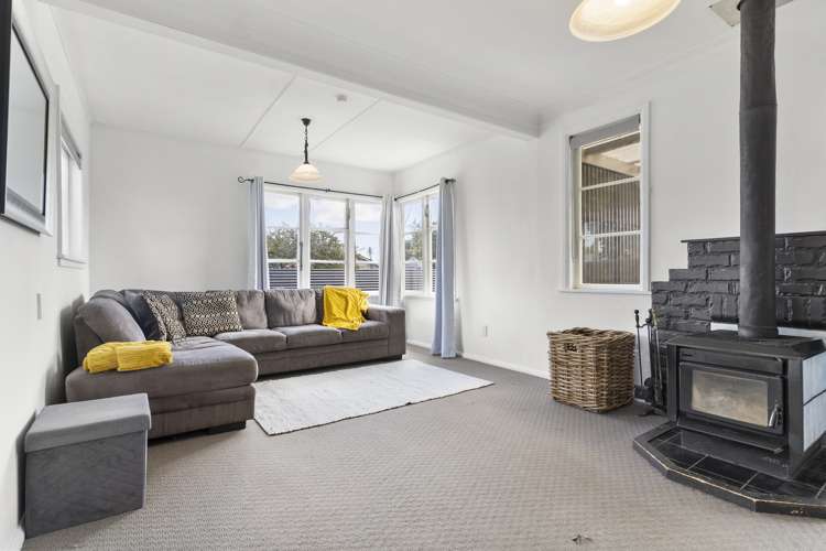 19 King Street Pahiatua_11