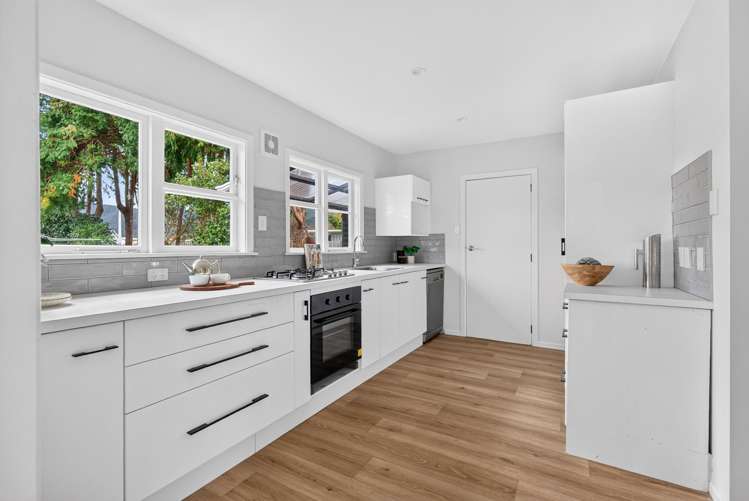 7 Norfolk Street Wainuiomata_13