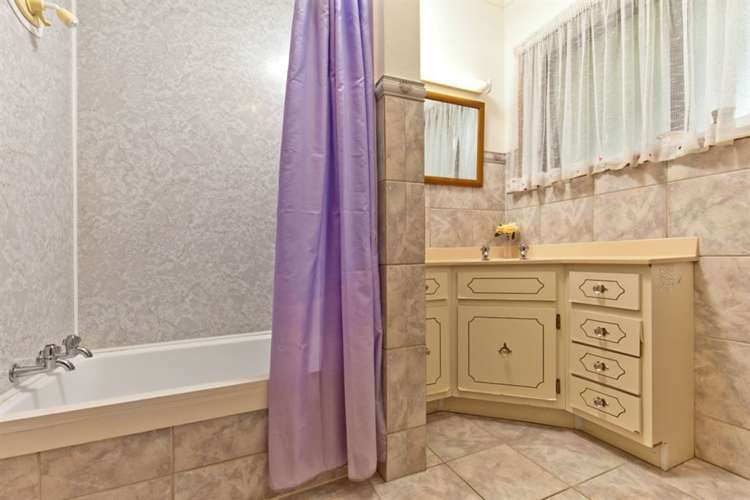 21 Puketitiro Street Glen Eden_12