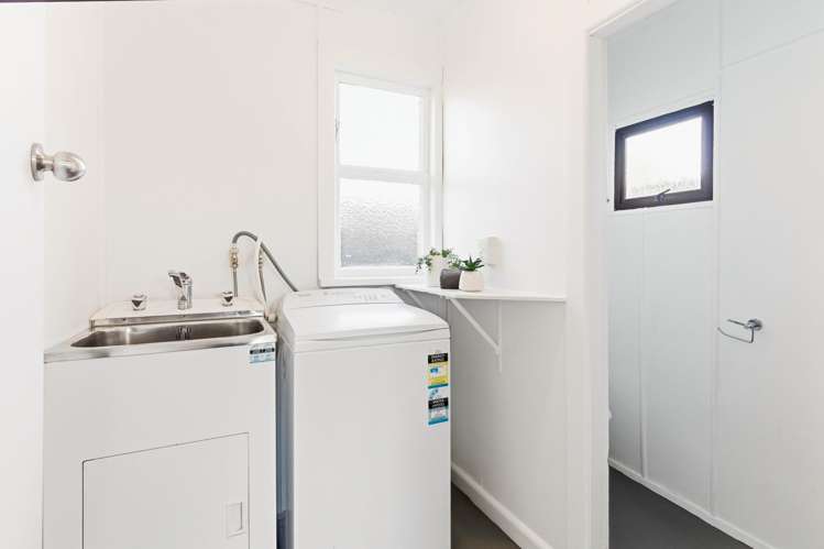 8 East Avenue St Kilda_17