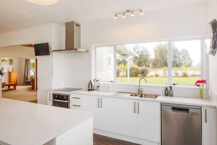 283 Forlong Road Feilding_19