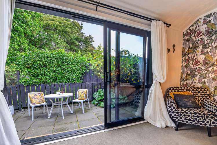12 McLaren Place Chedworth_21
