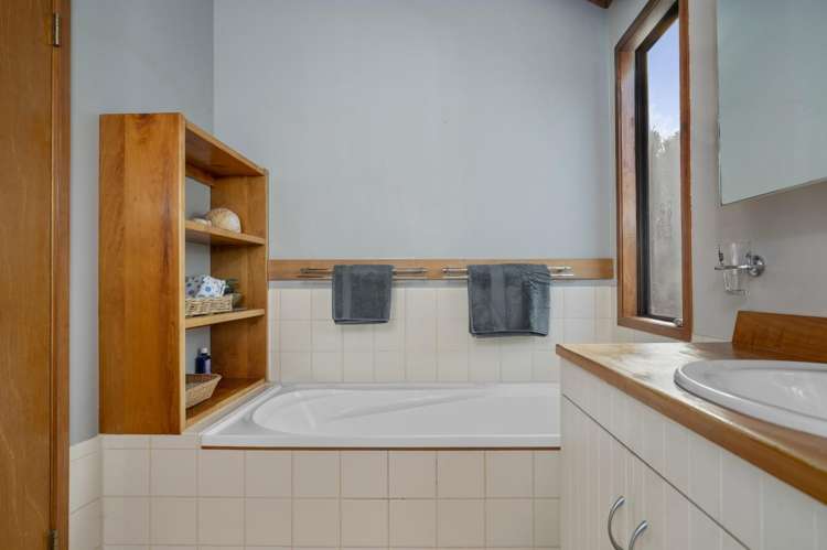 695A Esdaile Road Whakamarama_23