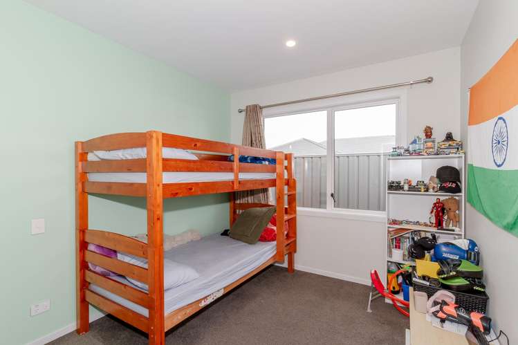 12 Young Place Taradale_13