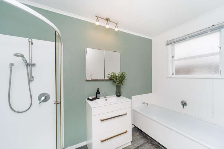 6 Karamea Crescent Kelvin Grove_18