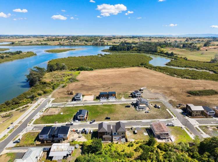 13 Taipahitini Road Rosehill_16