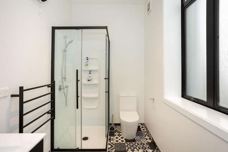 1 Queens Gardens Dunedin Central_36