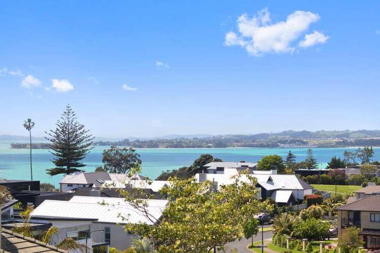 23 Seymour Road Mellons Bay_7