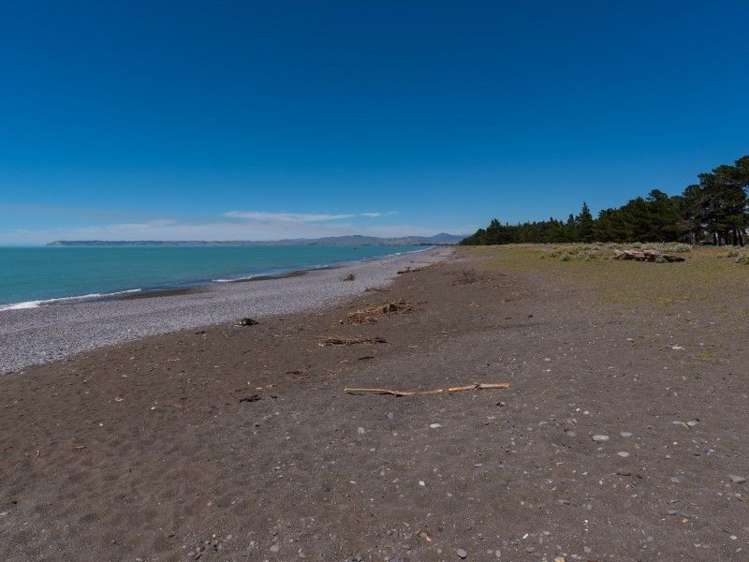 13 Miro Street Rarangi_20