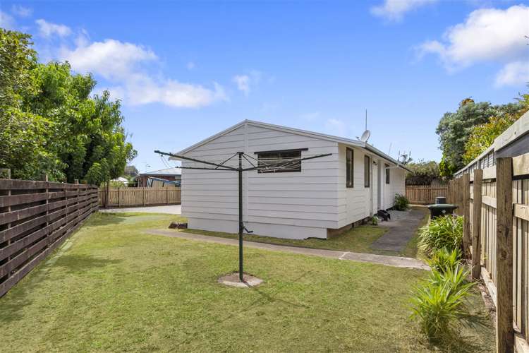 27b Lyn Grove Papamoa_13