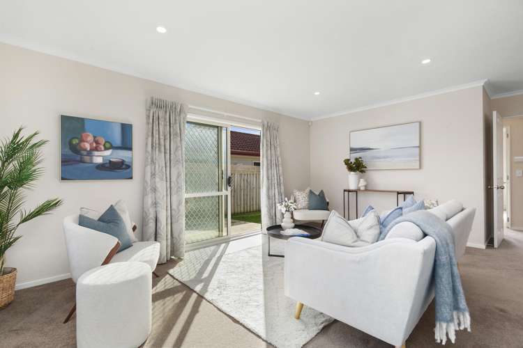 36 Woodland Mews Wainuiomata_4